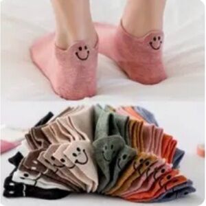 Cute Pink Smiley No-Show Socks